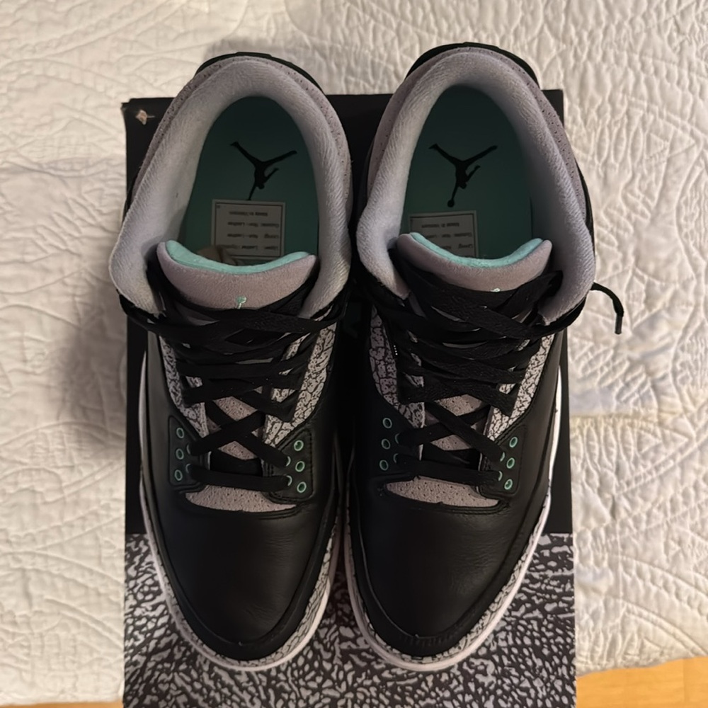 Air Jordan Retro 3. Black Green Glow Wolf Grey. Mens Size 12 - Picture 7 of 10